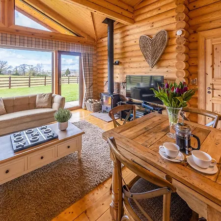 Sun Hill Lodges *
